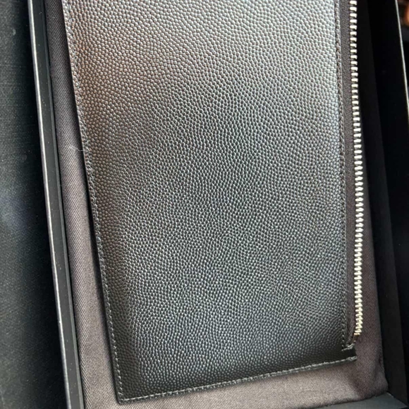 Saint Laurent Black Leather Card Holder - Picture 6 of 7